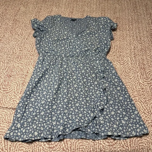 J. Crew Blue Floral Printed Chambray Ruffle Faux-Wrap Dress - Picture 2 of 10